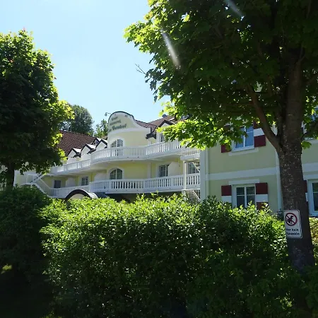 Gutshof Apartment